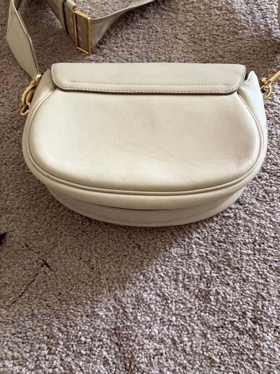 Marc Jacobs Cream Leather Saddle Crossbody with Branded Strap - Picture 6 of 8